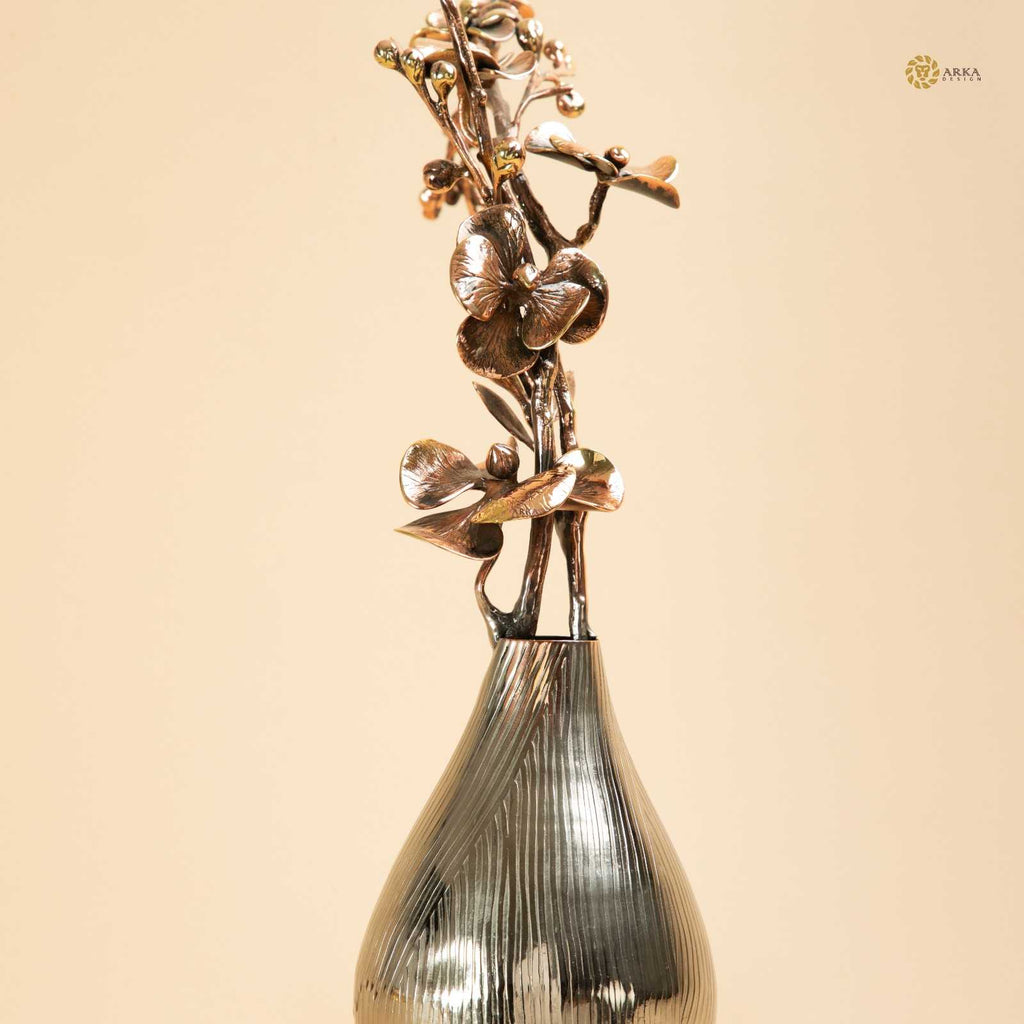 Arka Design Gleaming Bloom Handcrafted Brass Floral Sculpture for Luxury Home Décor