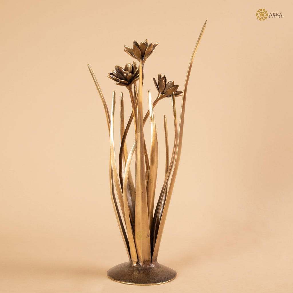 Arka Design Swaying Flower Handcrafted Brass Floral Sculpture for Elegant Home Décor