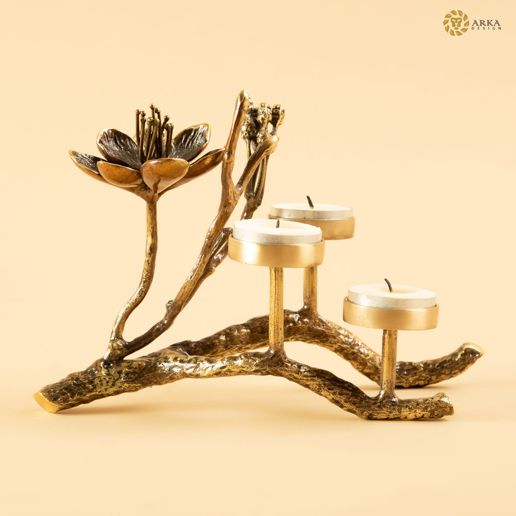 Arka Design Candeloral – Handcrafted Brass Floral Candle Holder for Elegant Home Décor