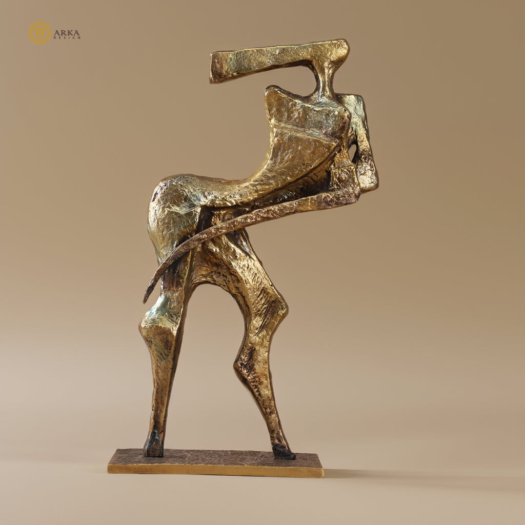 Arka Design Mystic Figure – Handcrafted Brass Abstract Sculpture for Luxury Home Décor
