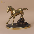 Arka Design Pinnacle Horse – Handcrafted Brass Horse Sculpture for Luxury Home Décor