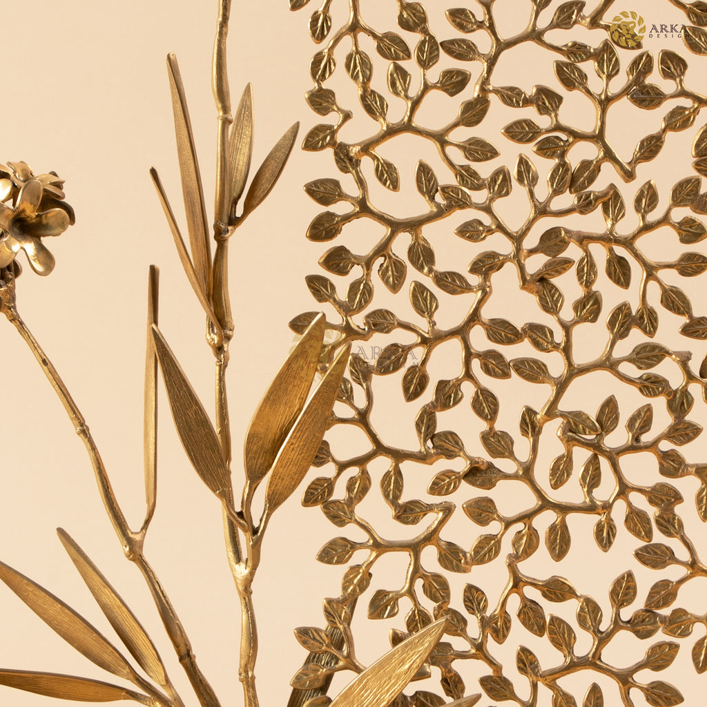 Arka Design Leafy Pie – Handcrafted Brass Leaf Sculpture for Luxury Home Décor